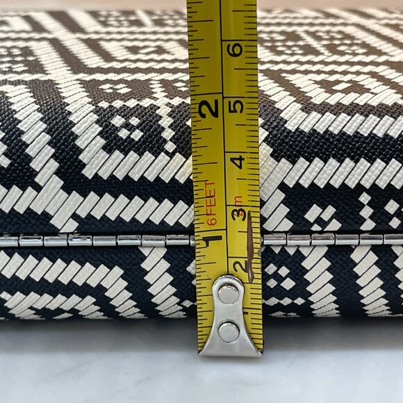 ⭐️HOST PICK⭐️ Sensational Zara Hard Shell Clutch - Picture 14 of 16